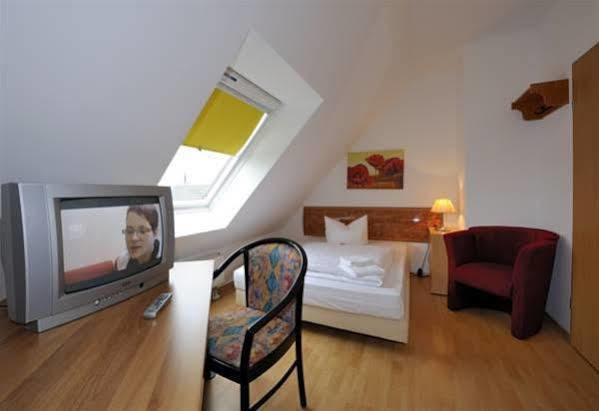 Hotel Rhein Neckar 3*