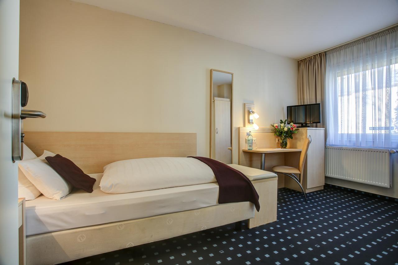 Hotel Rhein Neckar 3*